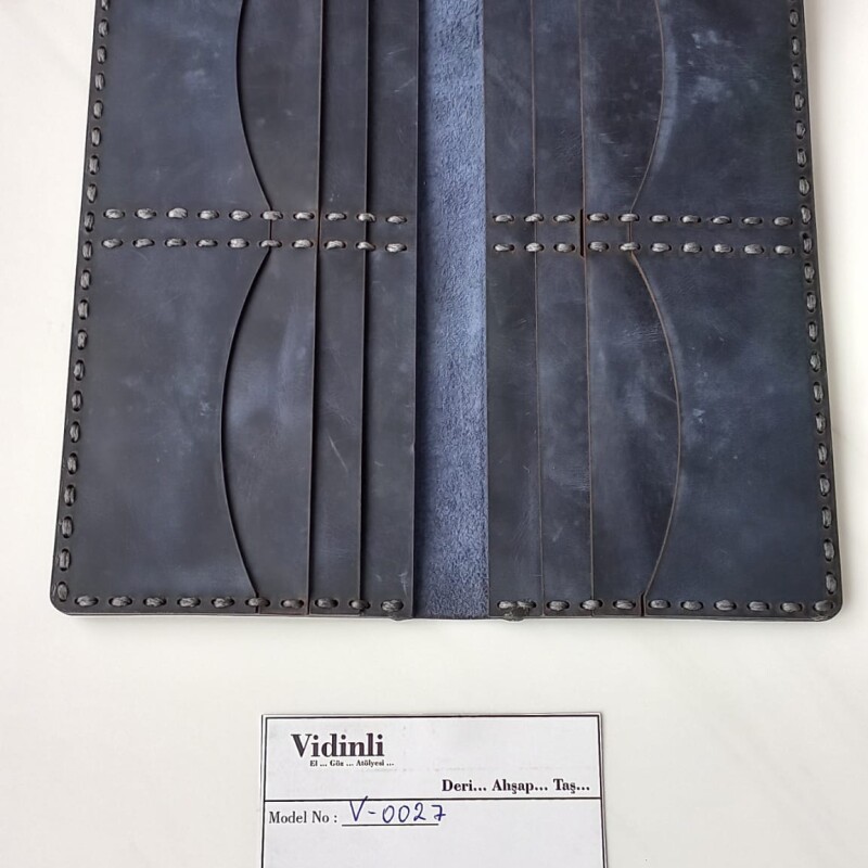 Hakiki deri el dikimi şık ve zarif deri cüzdan