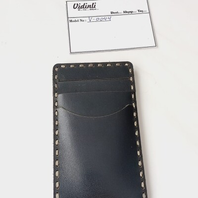 Hakiki deri el dikimi şık ve zarif deri kartlık