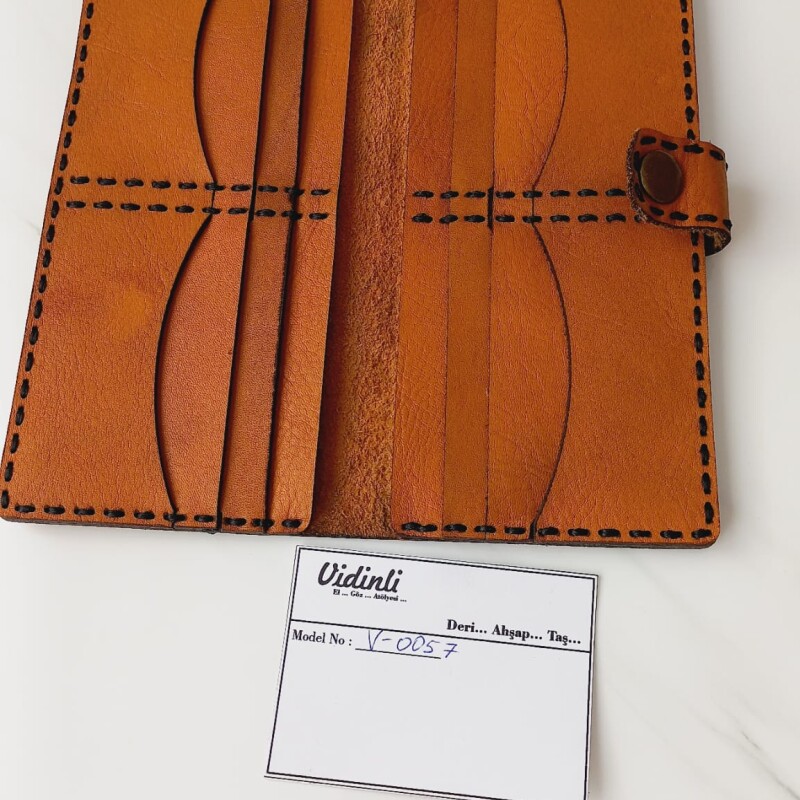 Hakiki deri el dikimi şık ve zarif deri cüzdan 57